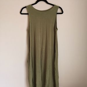 Long Flowy Dress (2)